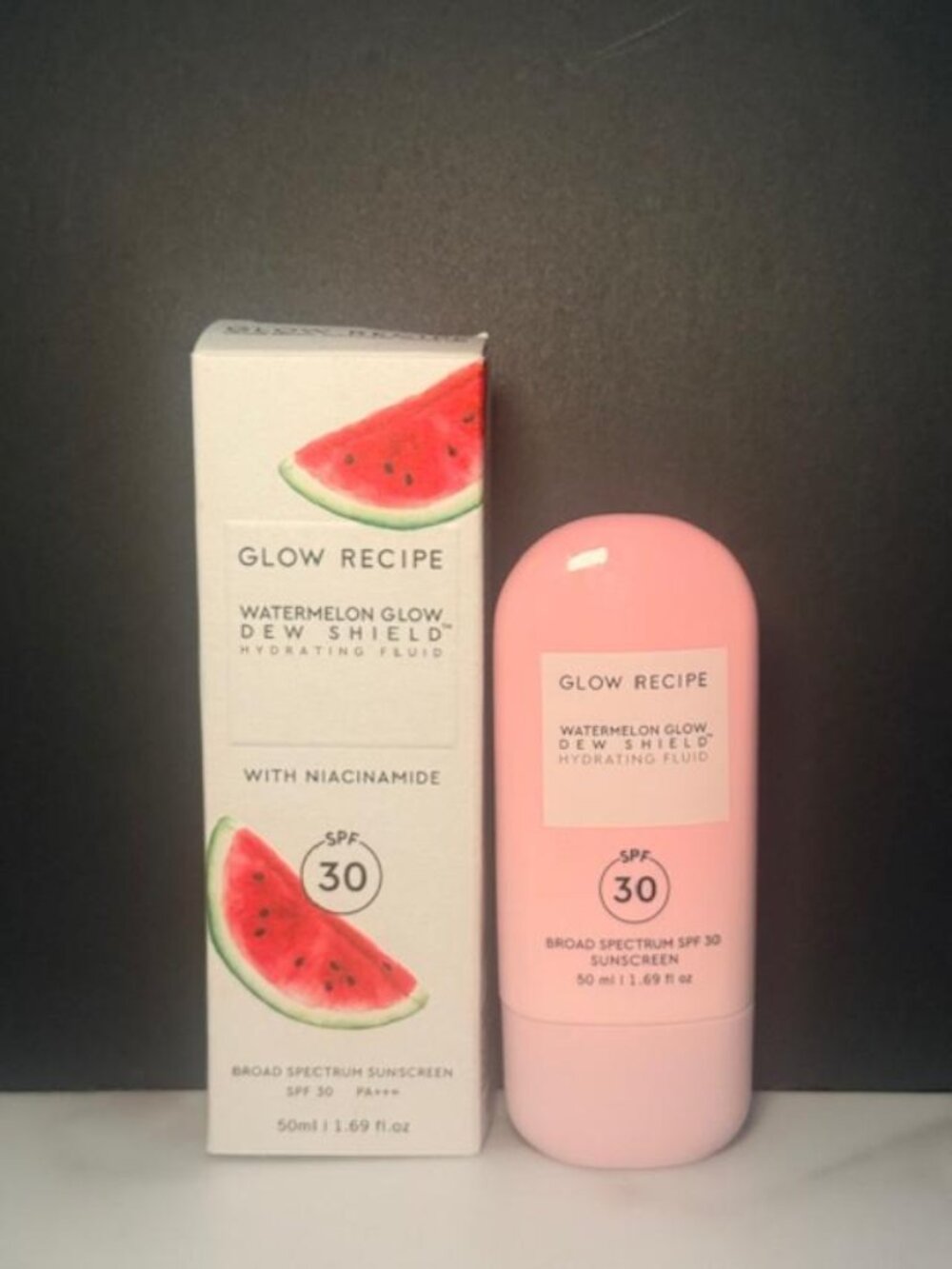 ✨NIB Glow Recipe Watermelon Glow Dew Shield SPF 30 Hydrating Fluid✨